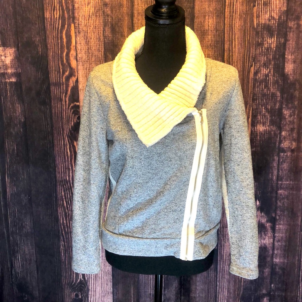 Sisters cardigan